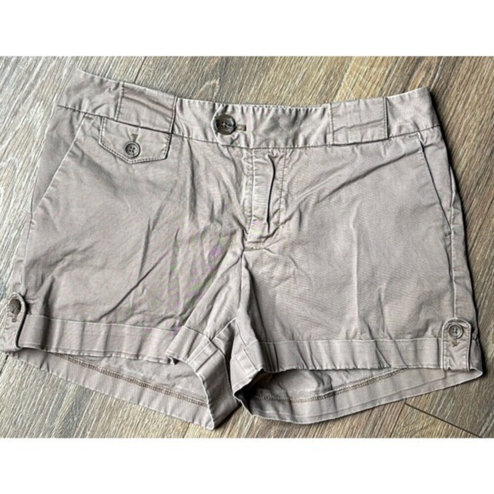 Banana Republic Women's Khaki Tan Shorts 34x10 1/2 tag 2